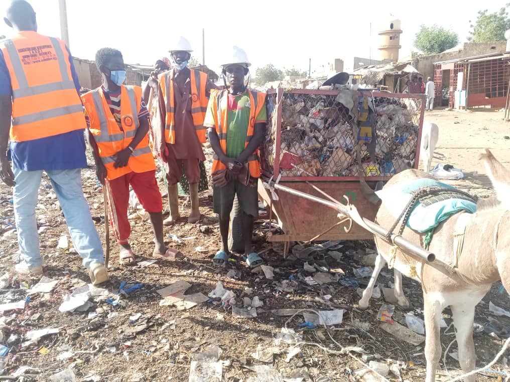 Lors d’une journée de salubrité organisée par l’ASD dans le secteur n°1 de Gorom-Gorom
