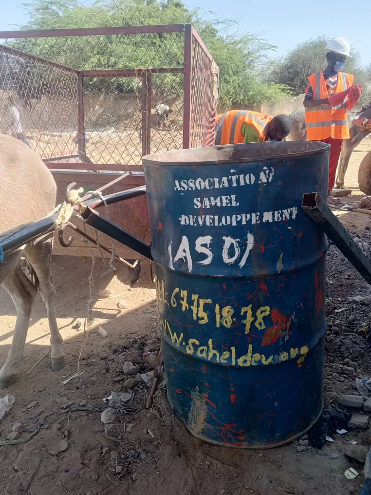 Lors de collecte des déchets dans les ménages par les éboueurs